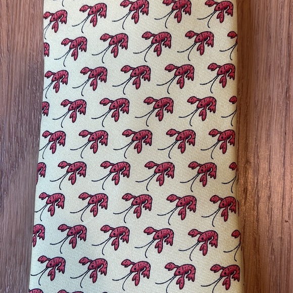 Alynn “that fish cray” lobster print silk tie - Picture 2 of 4